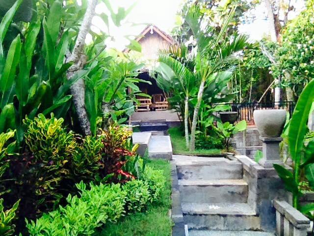 Kerta Family Bed And Breakfast 乌布 外观 照片